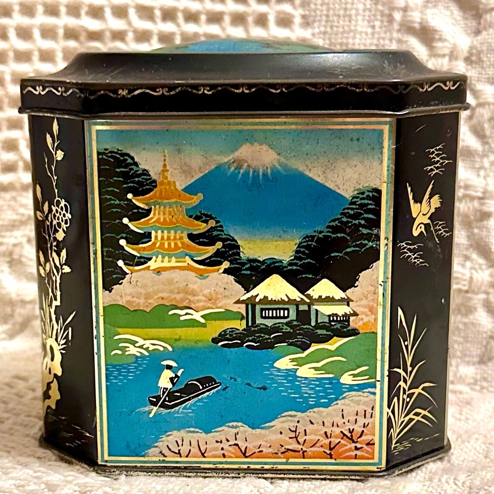 Vtg 1950’s Parry Sweets Confectionery Advertising Litho Tin Box Oriental Scenic